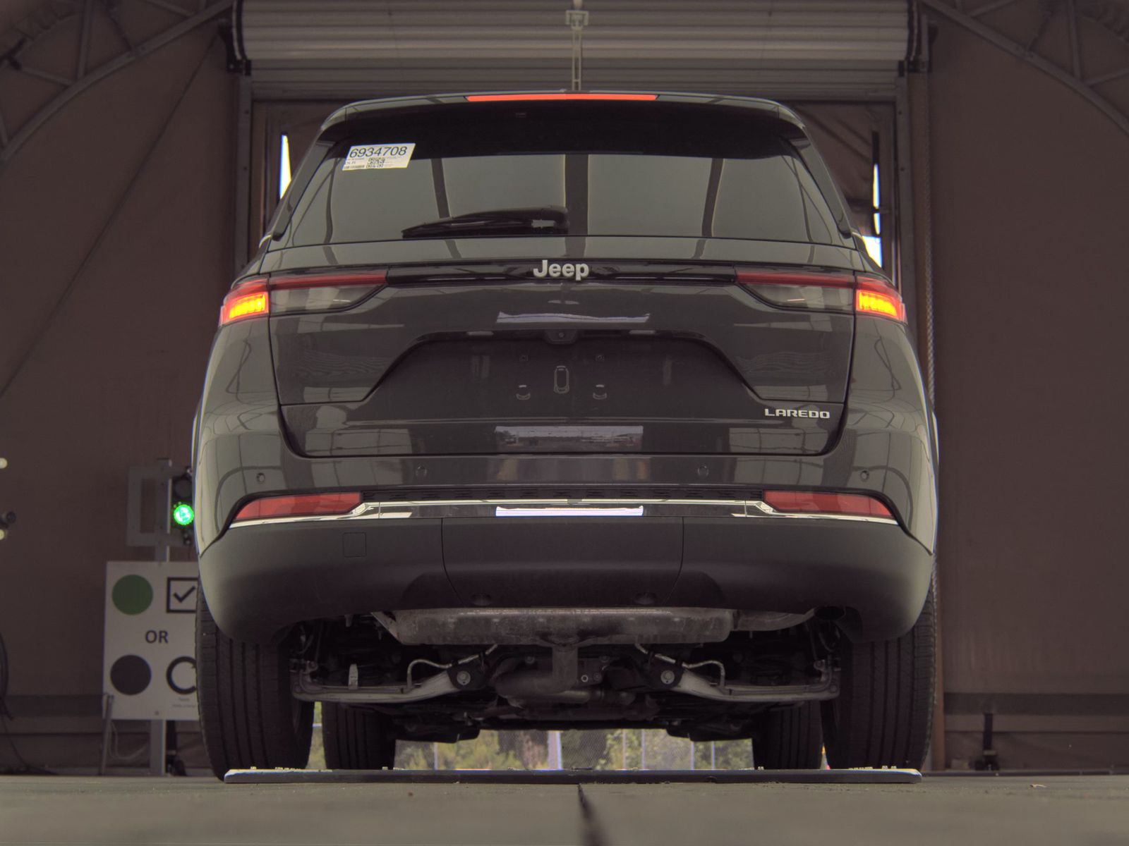 2024 Jeep Grand Cherokee Laredo RWD