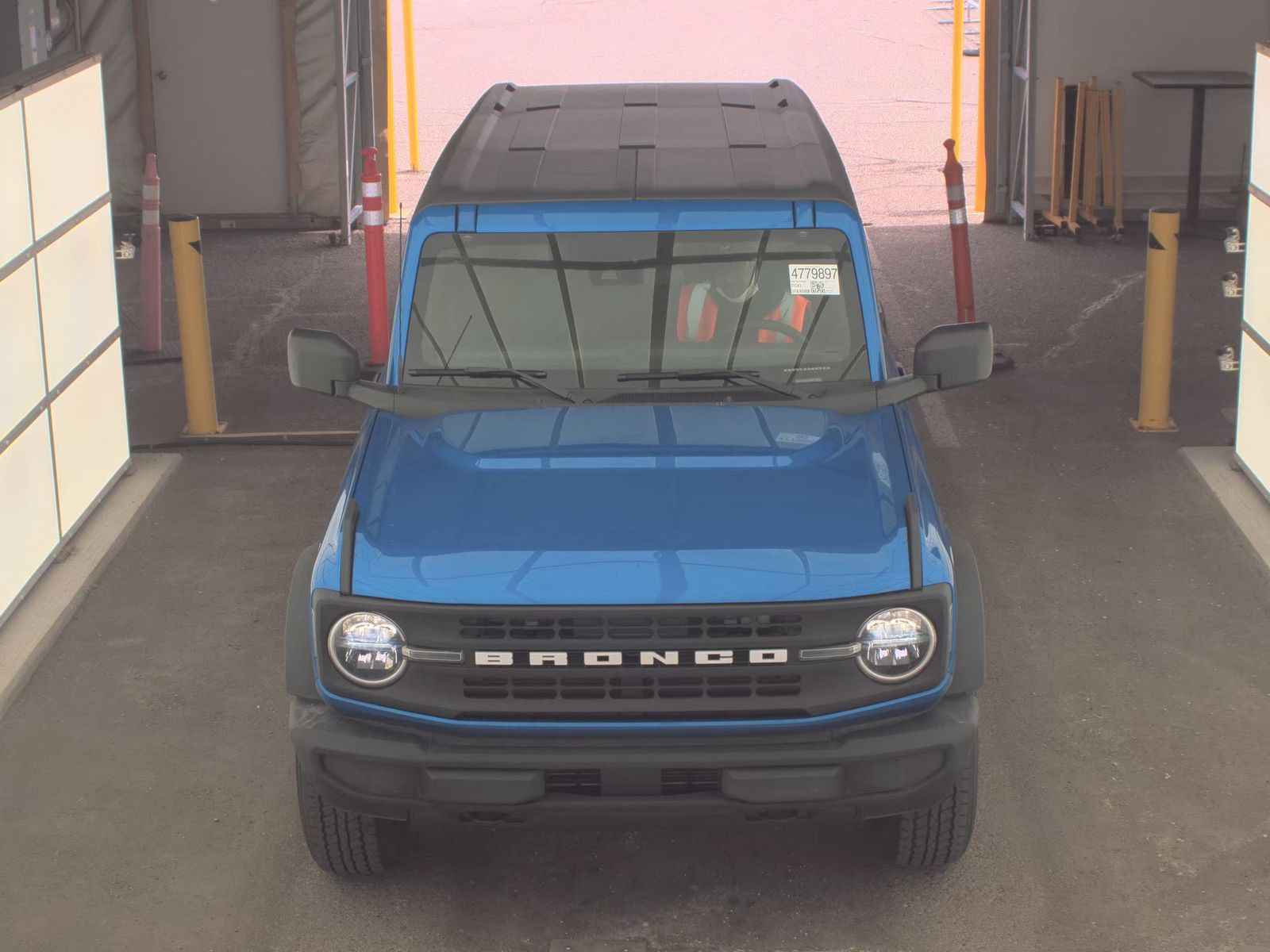 FORD BRONCO - 3