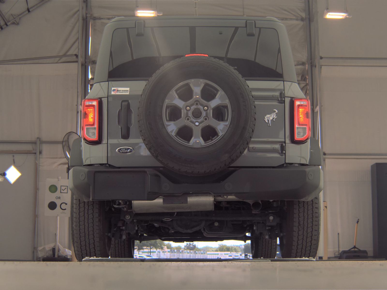 FORD BRONCO - 8