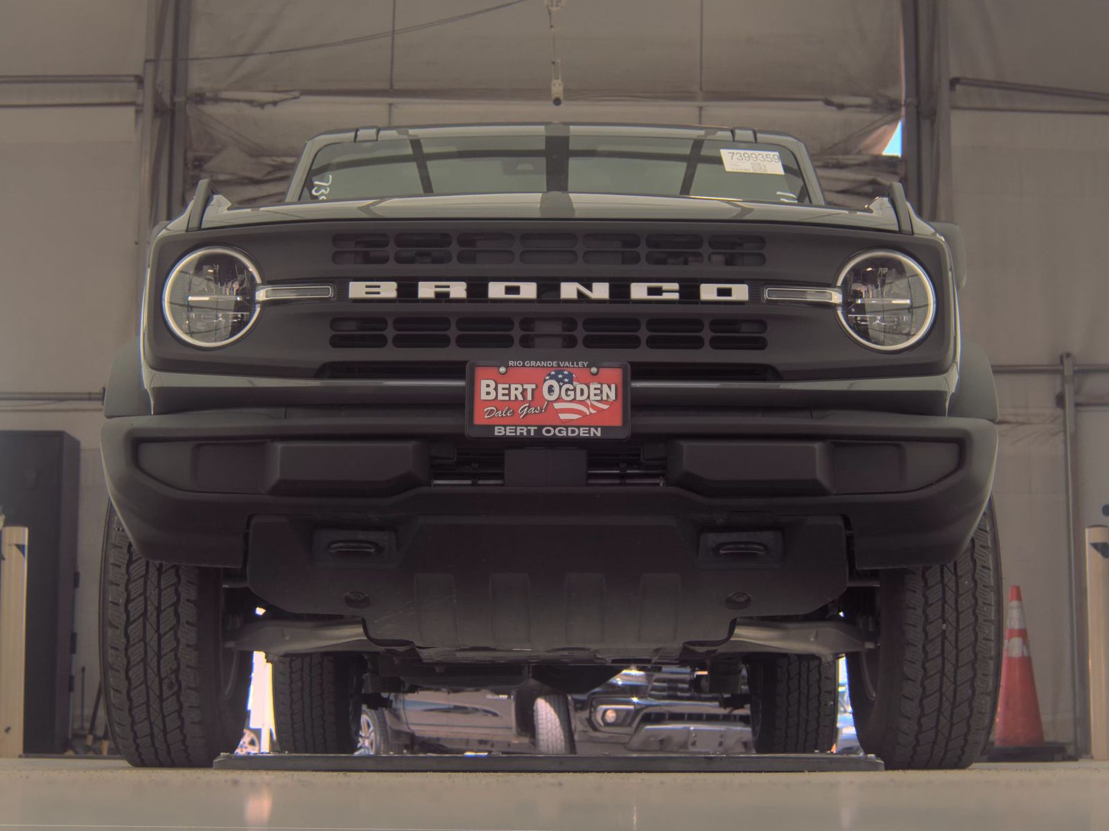 FORD BRONCO - 4