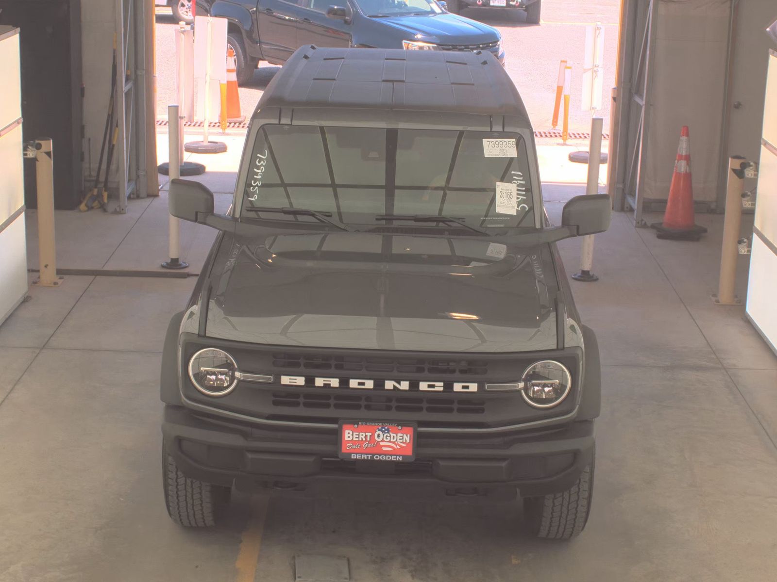 FORD BRONCO - 3
