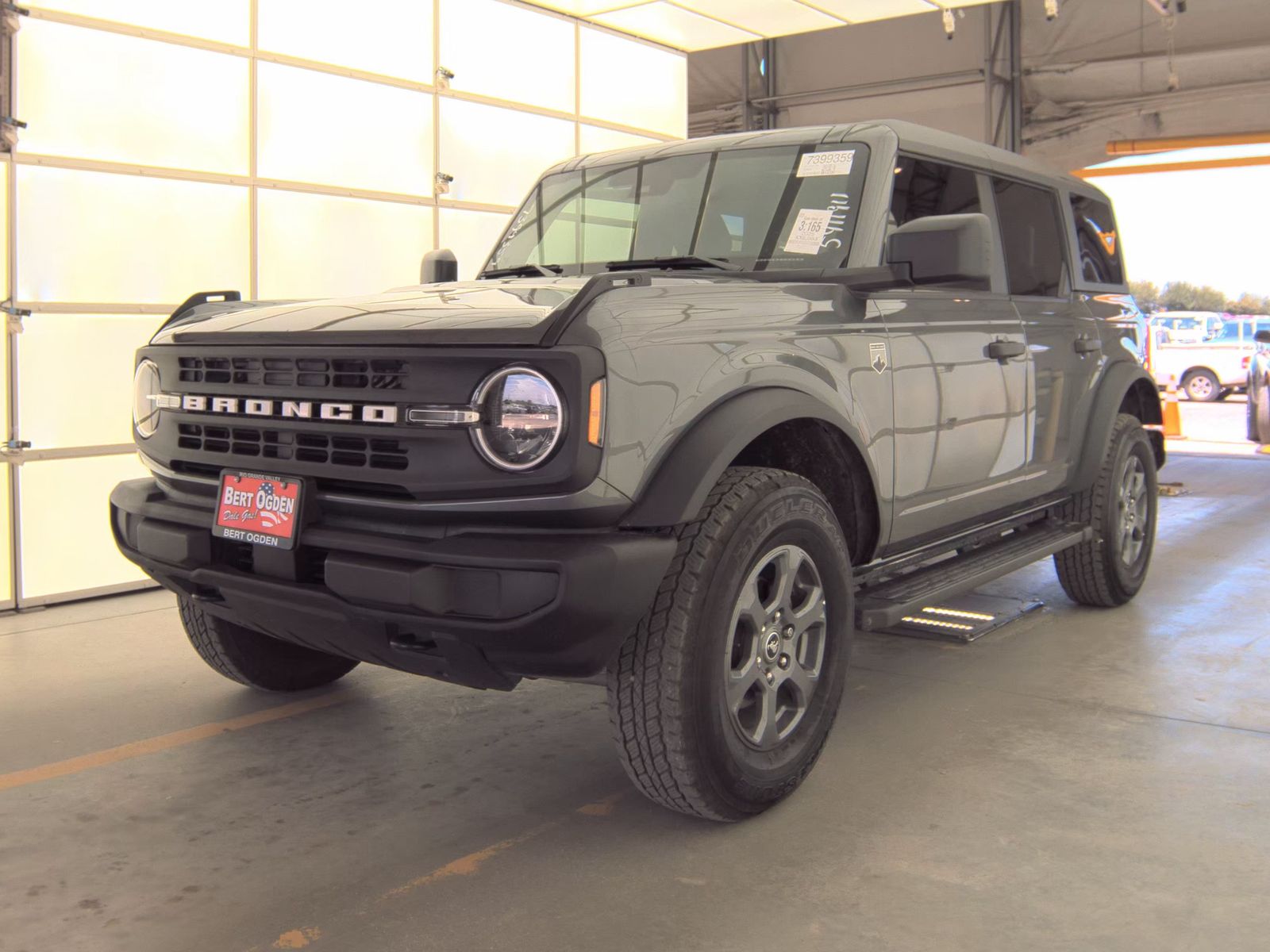 FORD BRONCO - 1