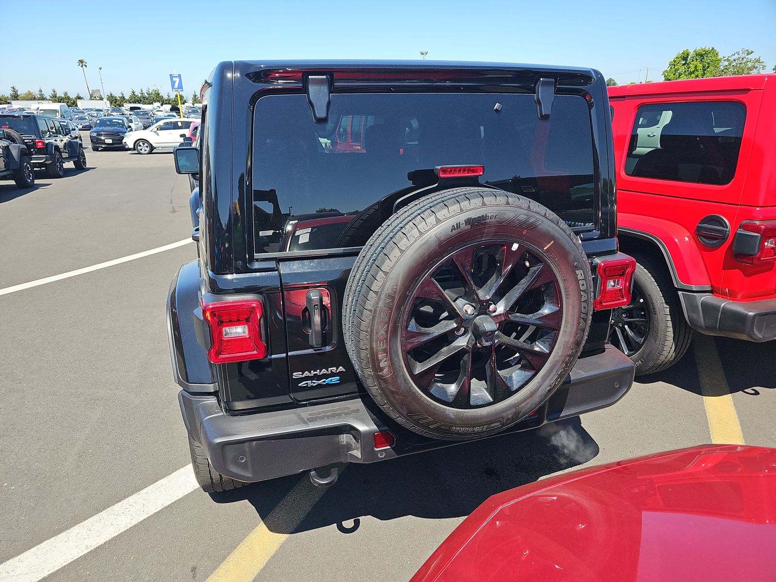 2025 Jeep Wrangler 4xe Sahara AWD