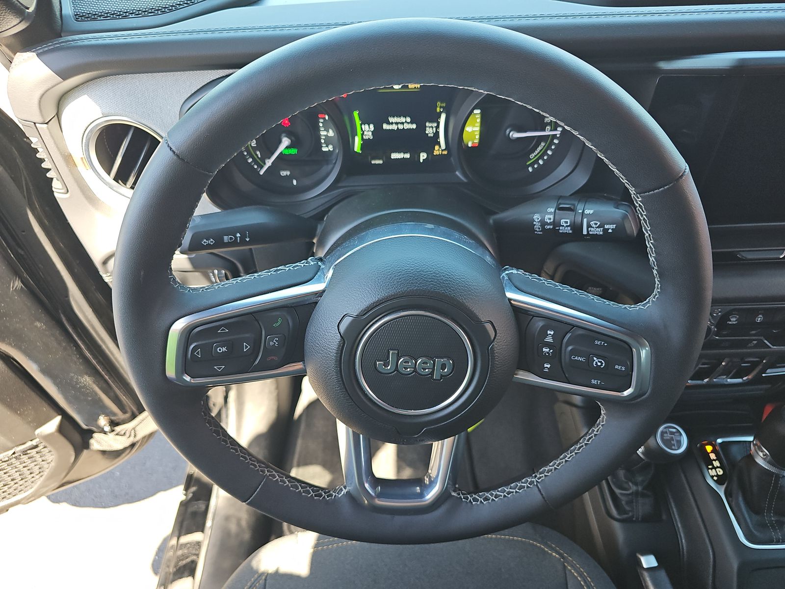 2025 Jeep Wrangler 4xe Sahara AWD