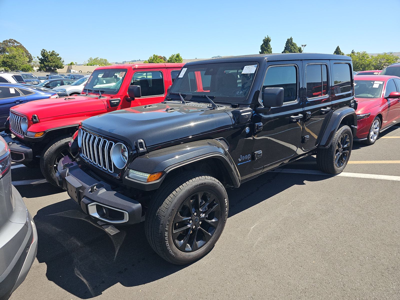 2025 Jeep Wrangler 4xe Sahara AWD