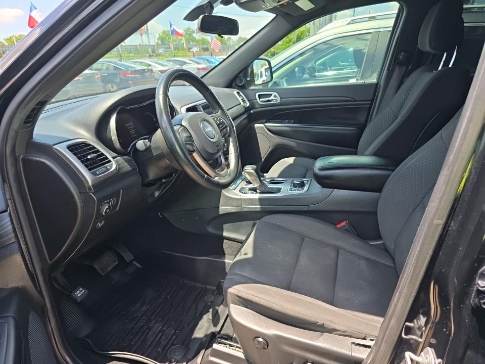 2019 Jeep Grand Cherokee Laredo E Edition AWD