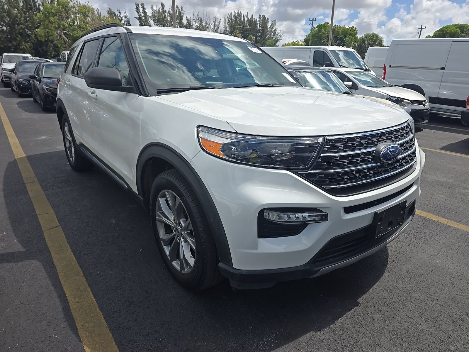 FORD EXPLORER - 4