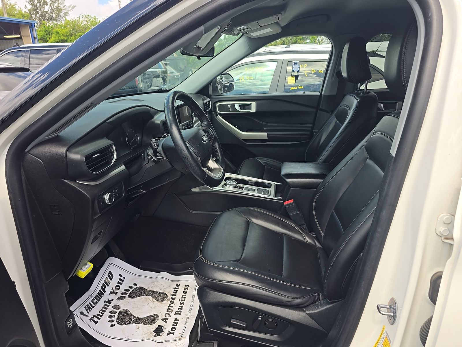 FORD EXPLORER - 8