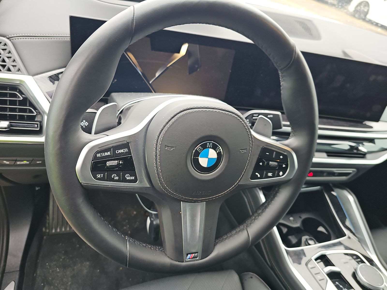 2026 BMW X6 xDrive40i AWD
