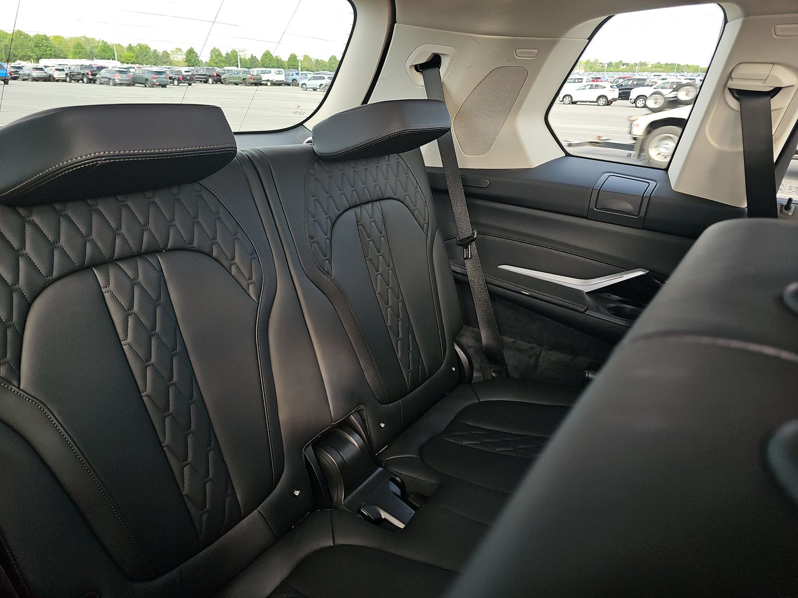 2026 BMW X7 xDrive40i AWD