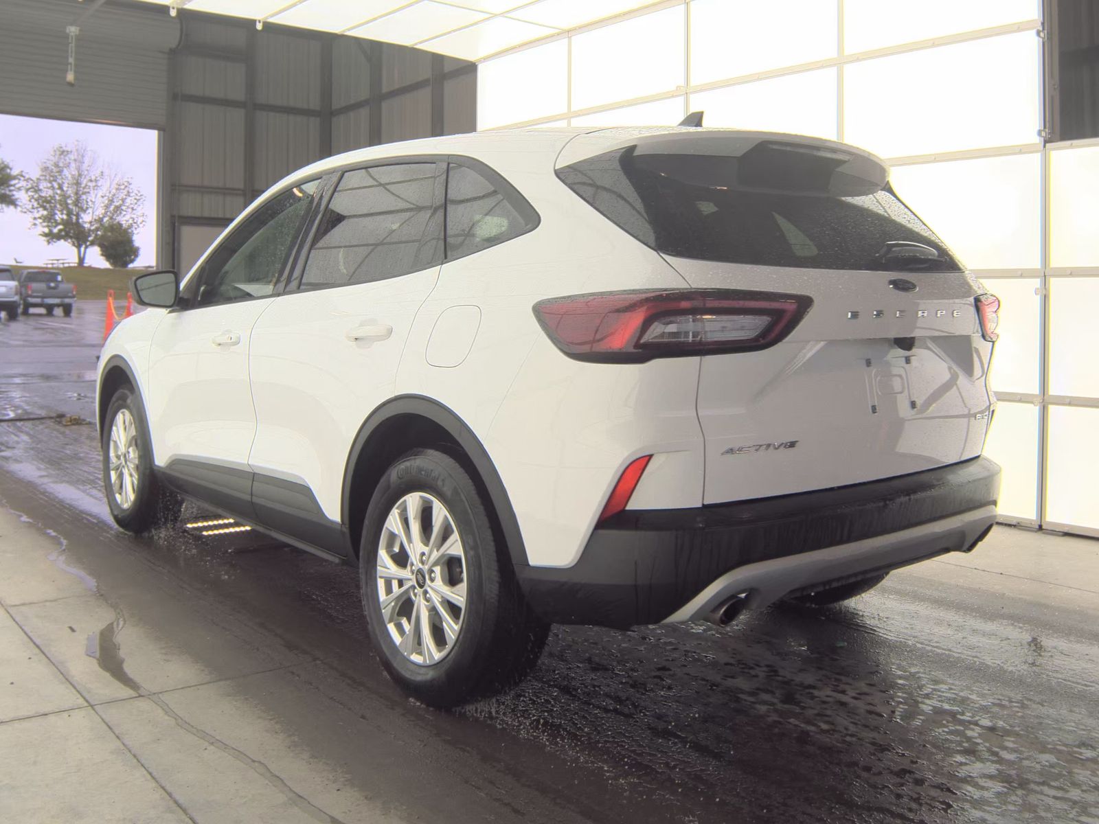 FORD ESCAPE - 9