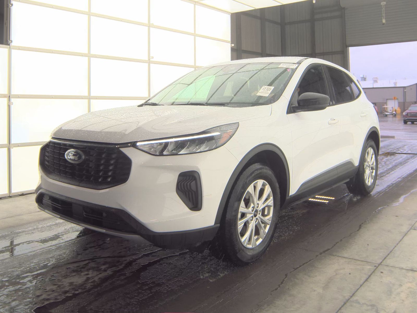 FORD ESCAPE - 1