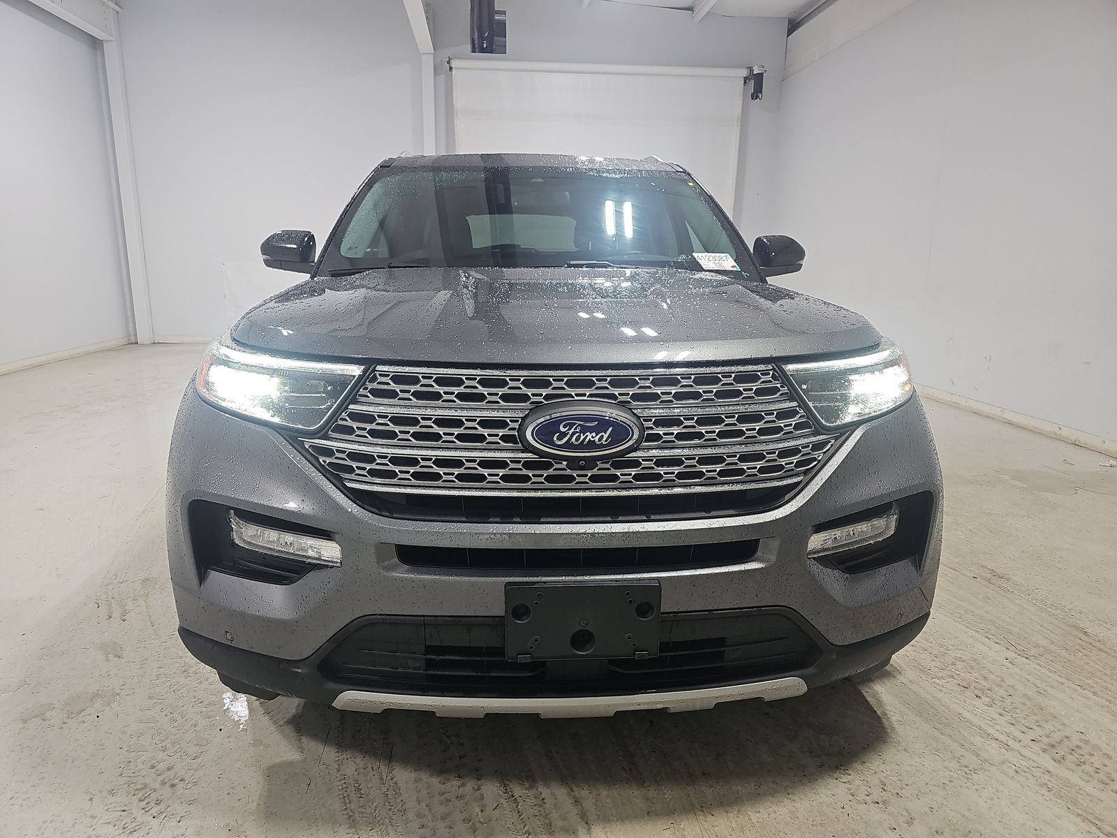 FORD EXPLORER - 3