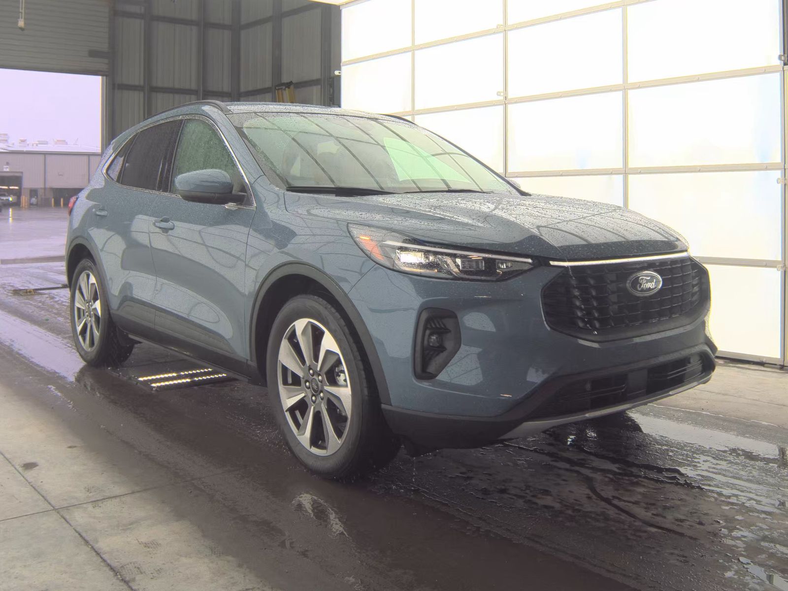 FORD ESCAPE - 5
