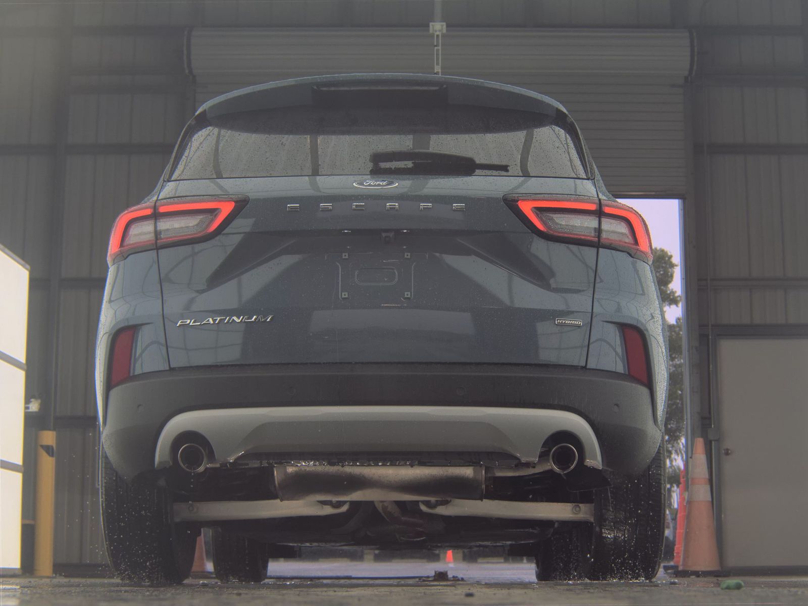 FORD ESCAPE - 8