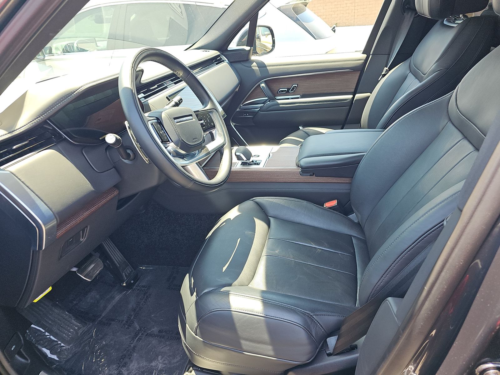 2025 Land Rover Range Rover Autobiography AWD