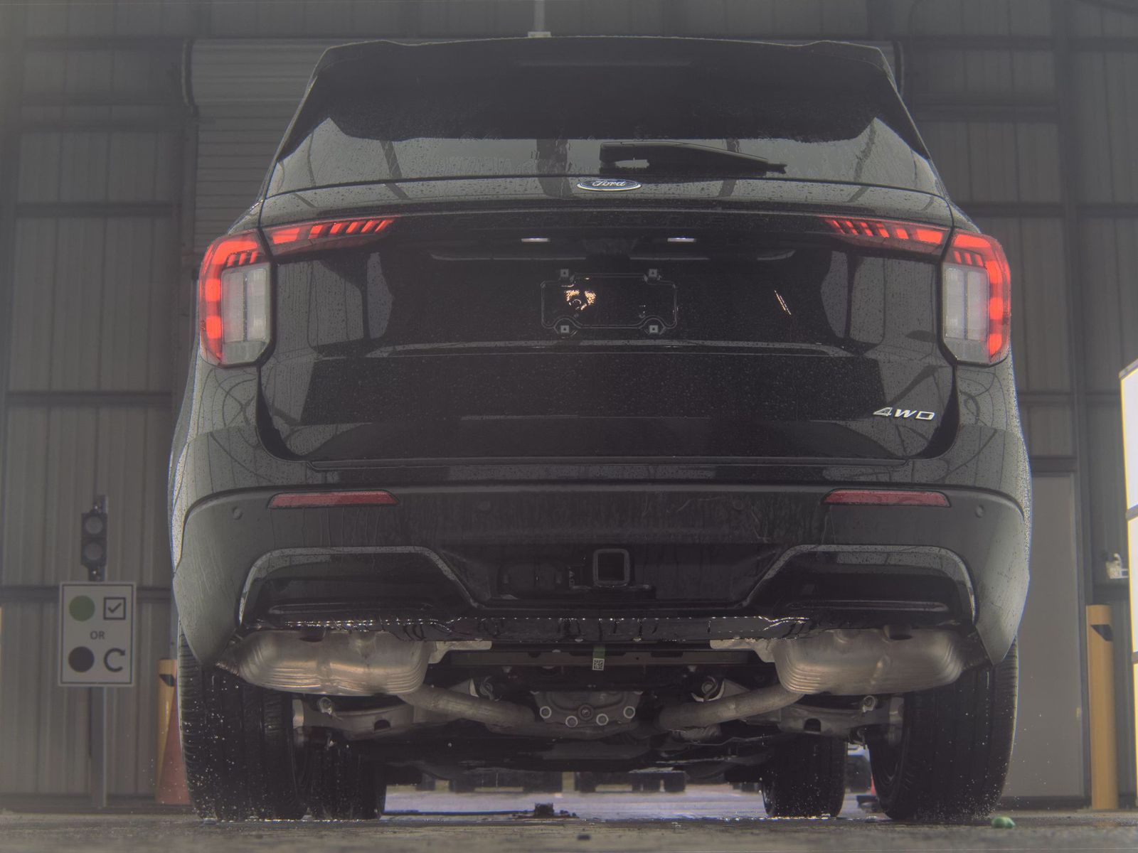 FORD EXPLORER - 8