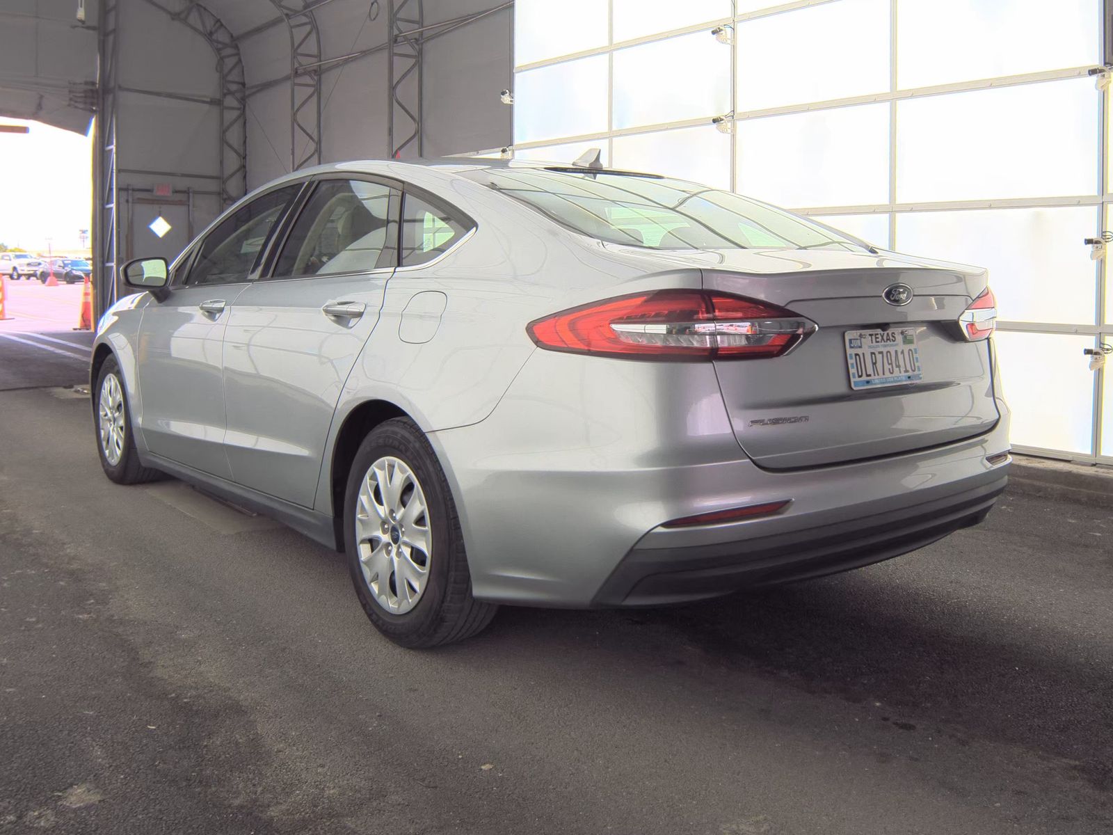 FORD FUSION - 9