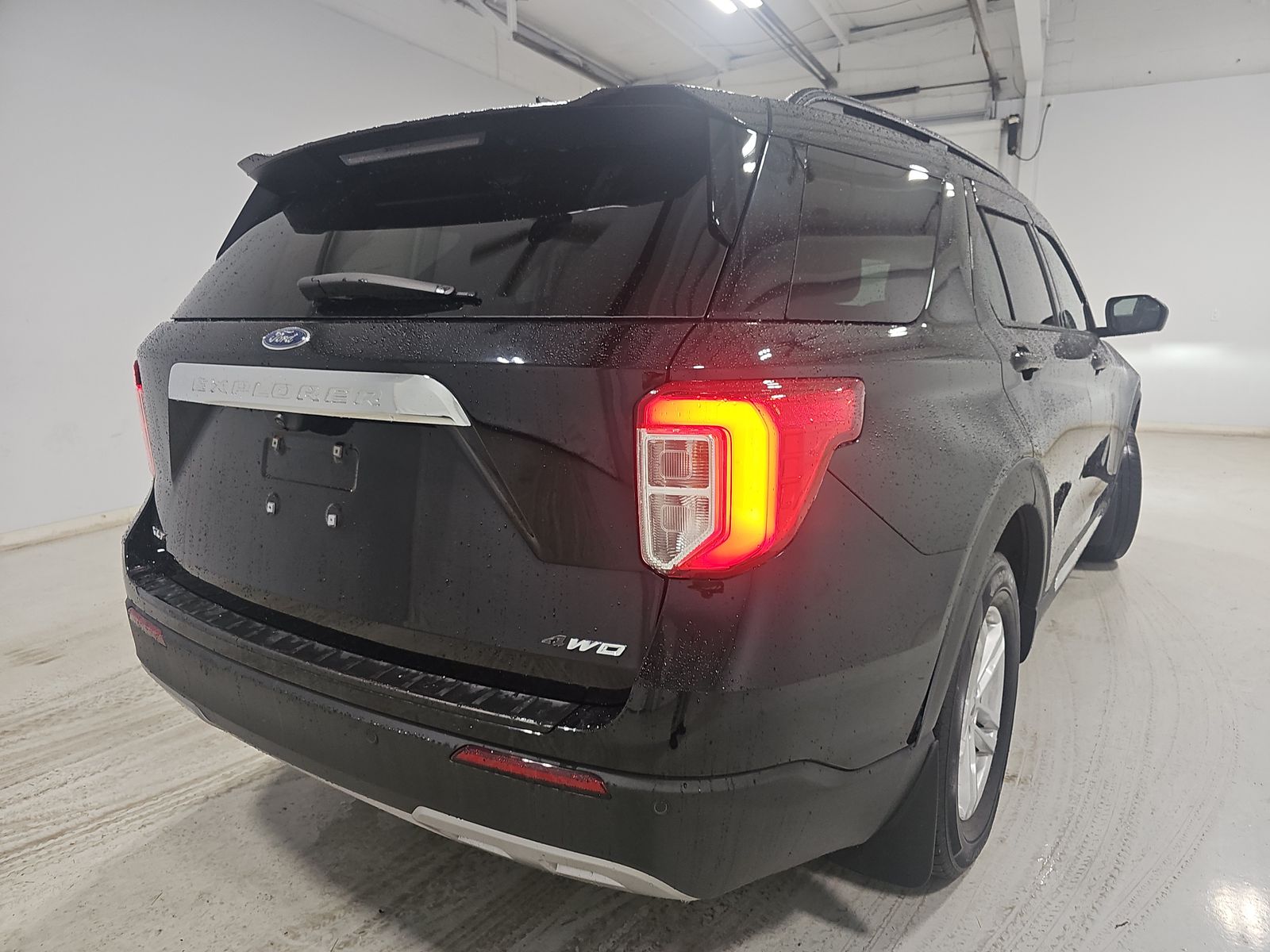 FORD EXPLORER - 5