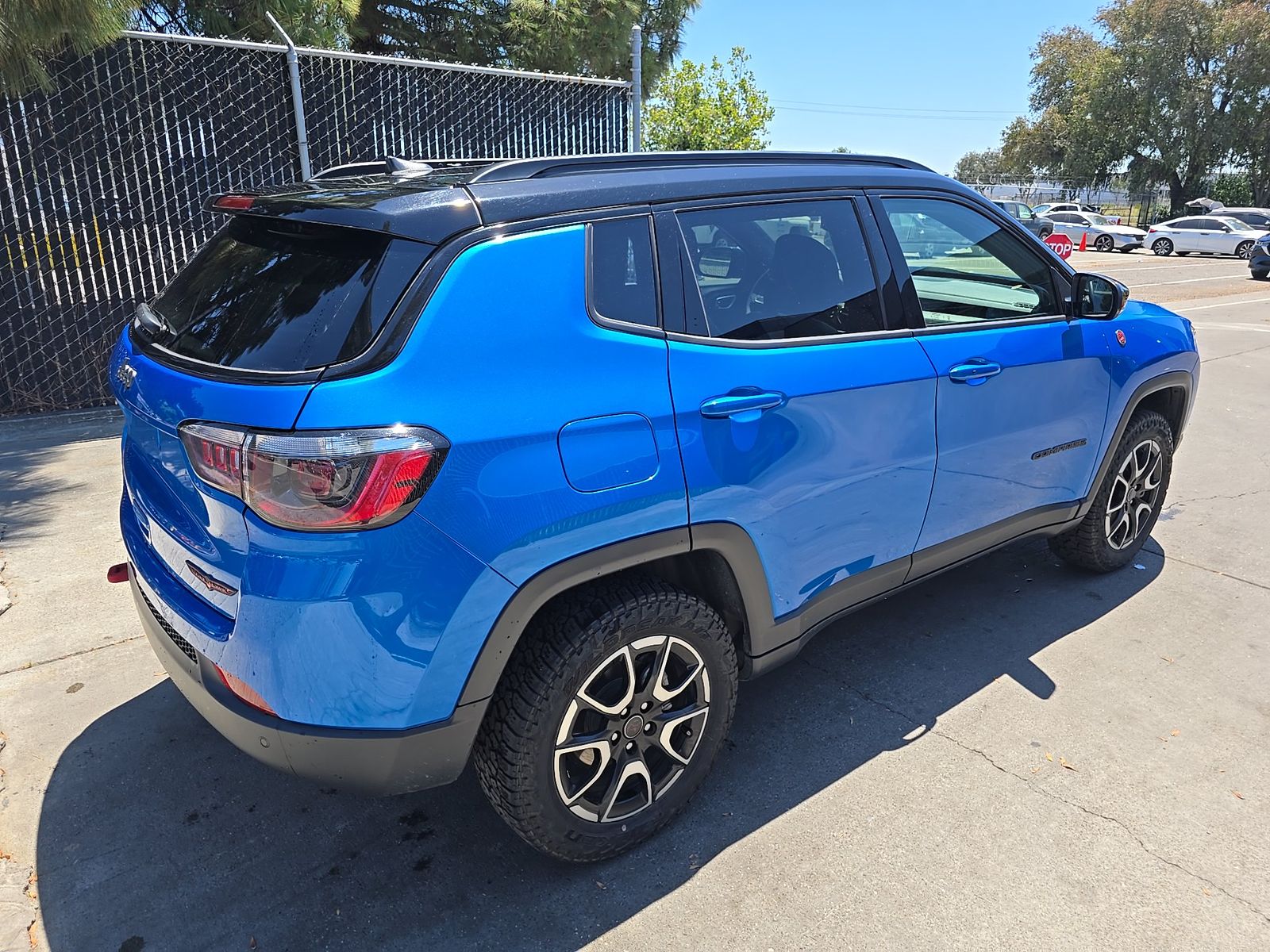 2025 Jeep Compass Trailhawk AWD