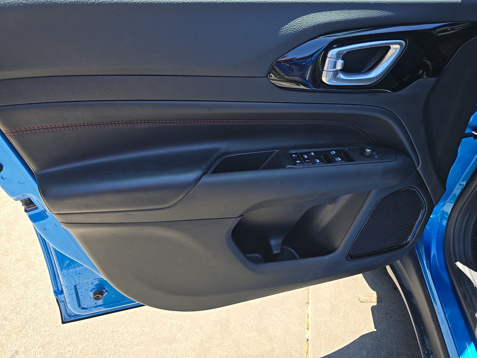 2025 Jeep Compass Trailhawk AWD