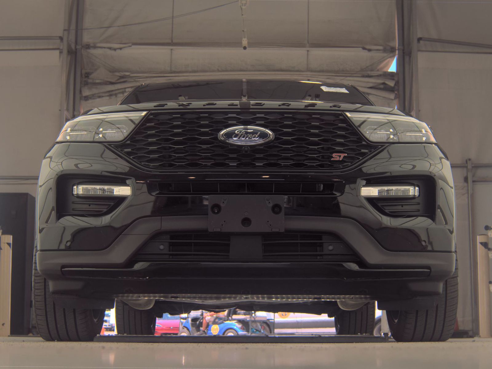 FORD EXPLORER - 4