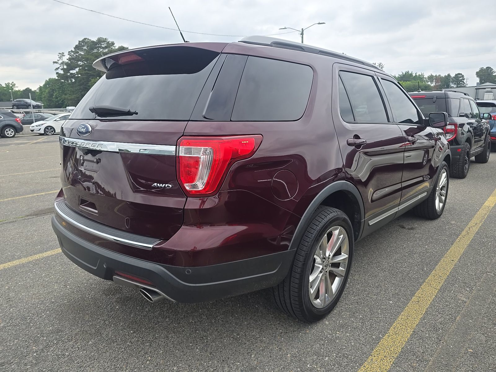 FORD EXPLORER - 5