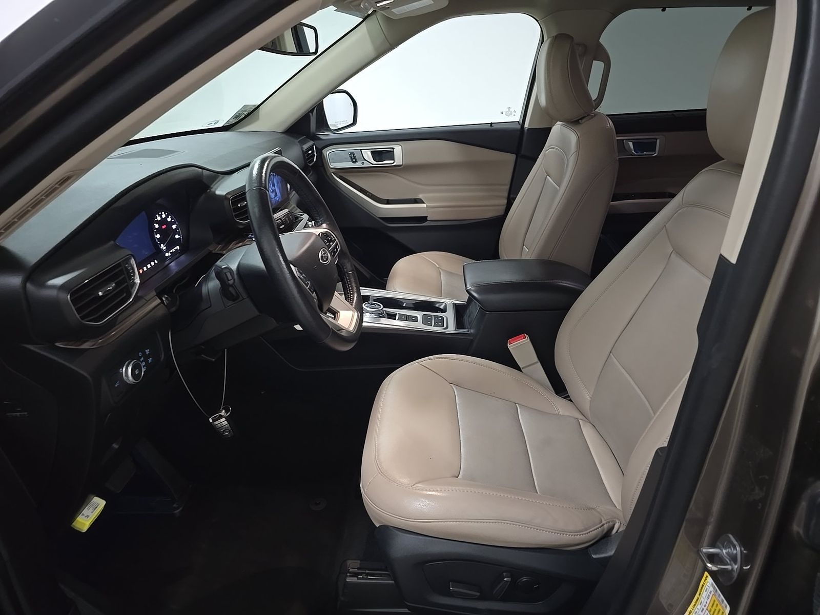 FORD EXPLORER - 8
