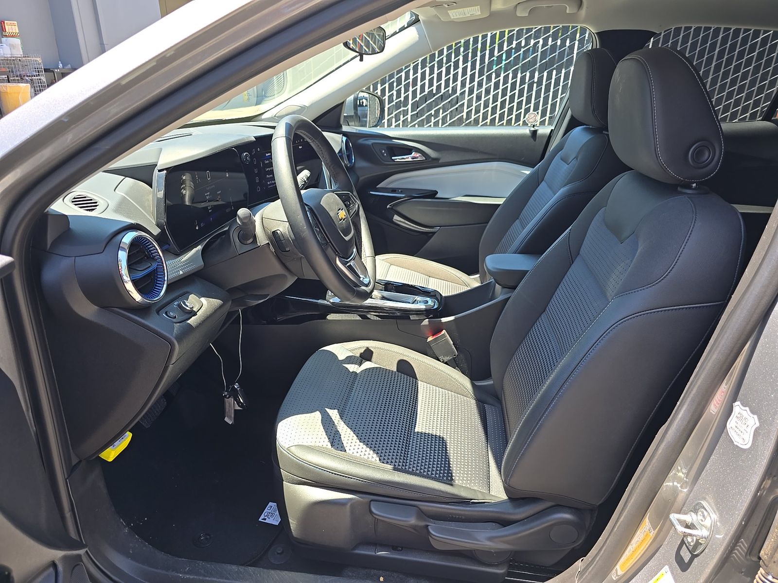 CHEVROLET TRAX - 8