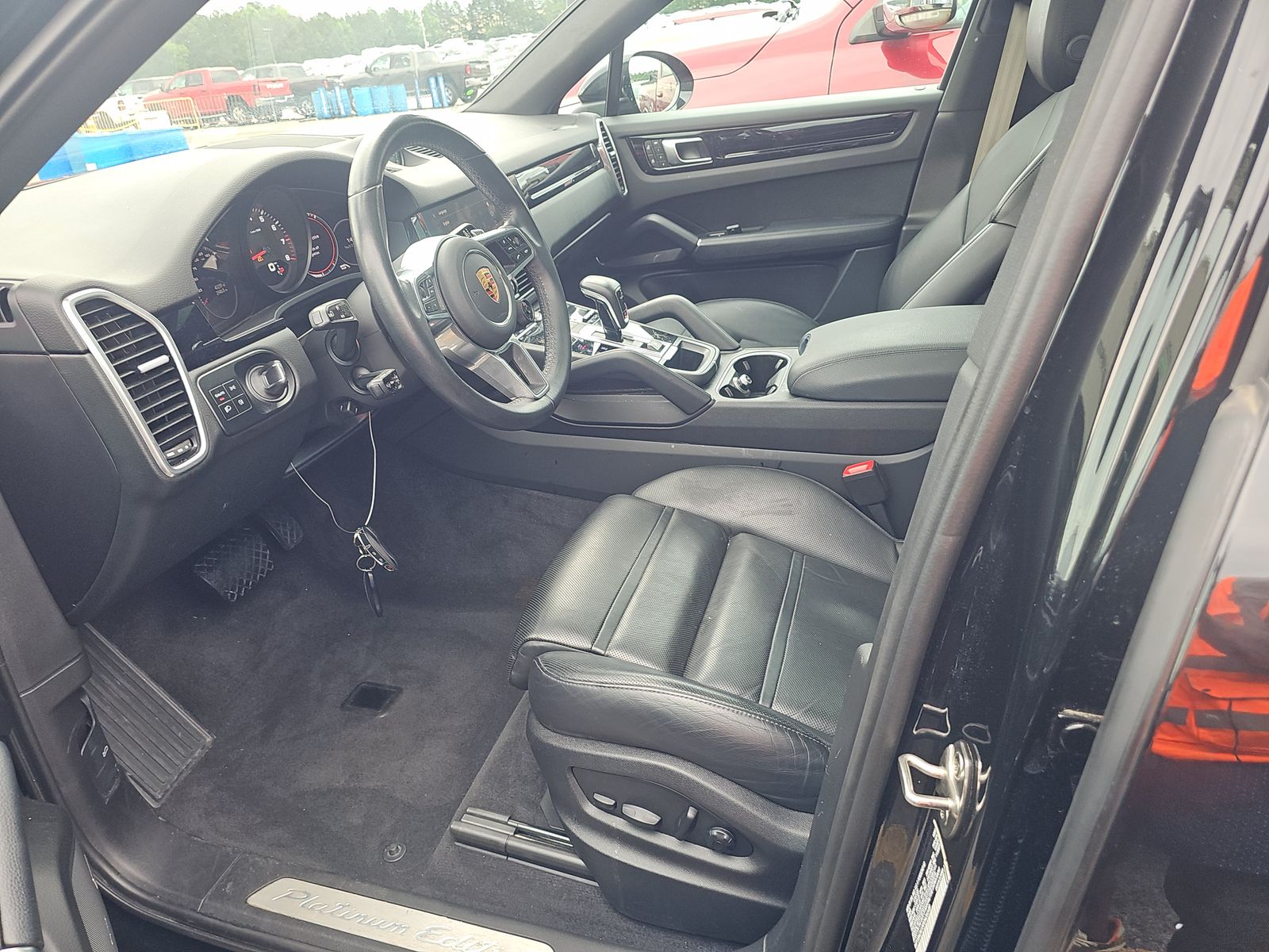 PORSCHE CAYENNE - 8