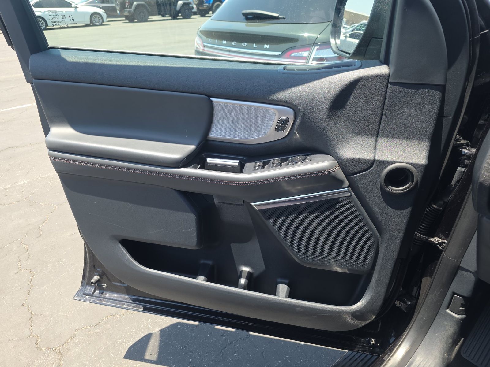 FORD EXPEDITION - 10