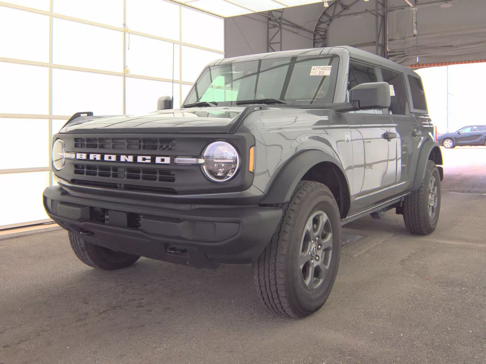 FORD BRONCO - 1