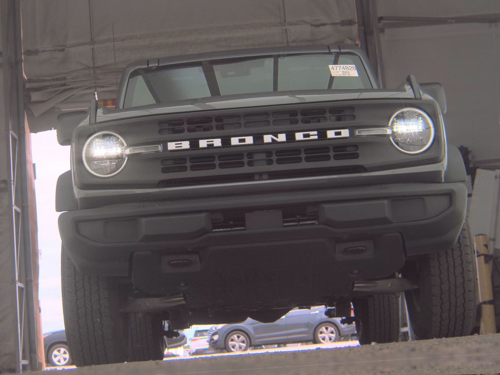 FORD BRONCO - 4