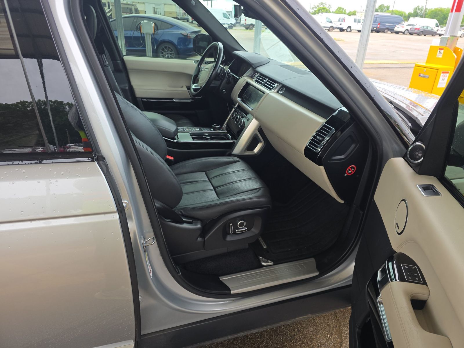 LAND ROVER RANGE ROVER - 9