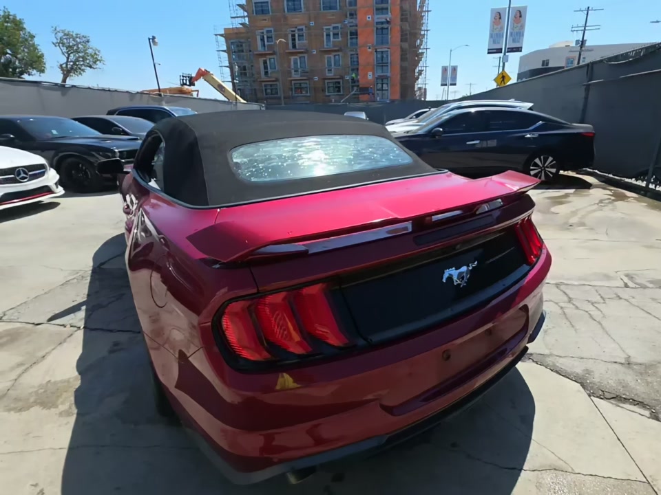 FORD MUSTANG - 7
