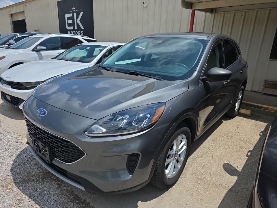 FORD ESCAPE - 1