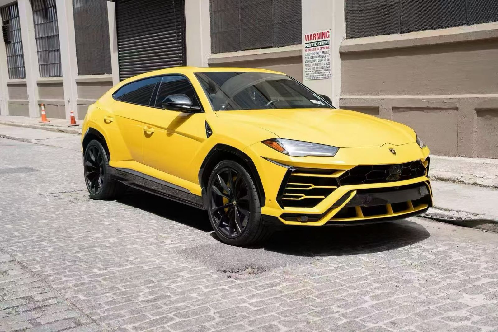 2019 Lamborghini Urus Base AWD