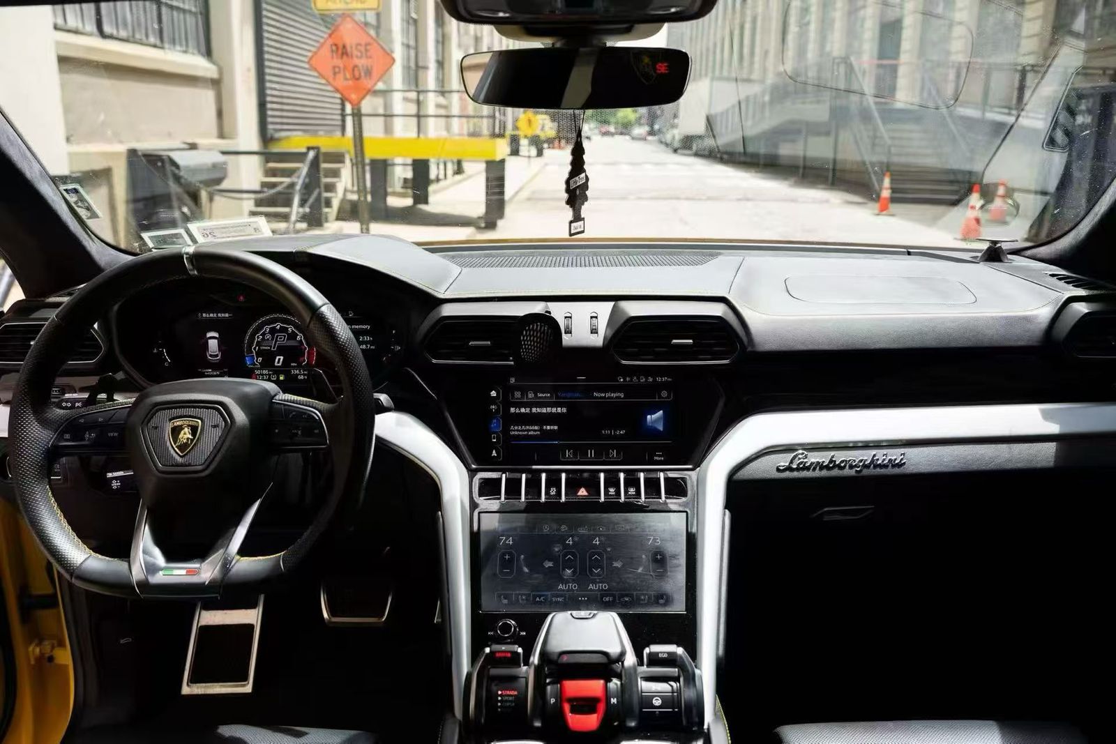 2019 Lamborghini Urus Base AWD