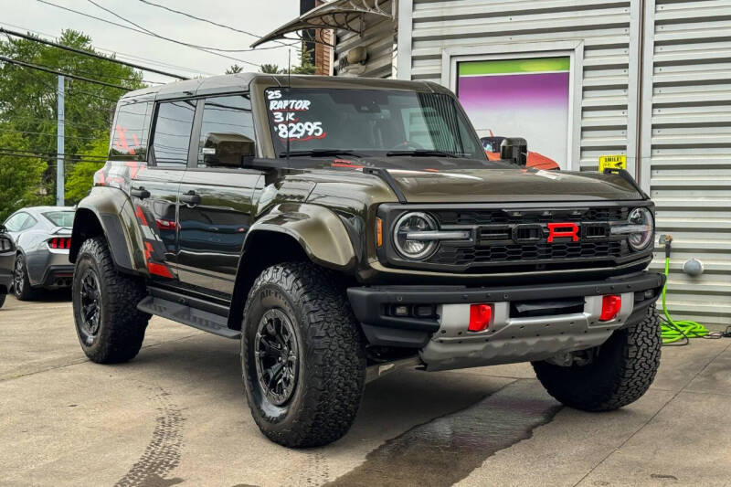 FORD BRONCO - 1