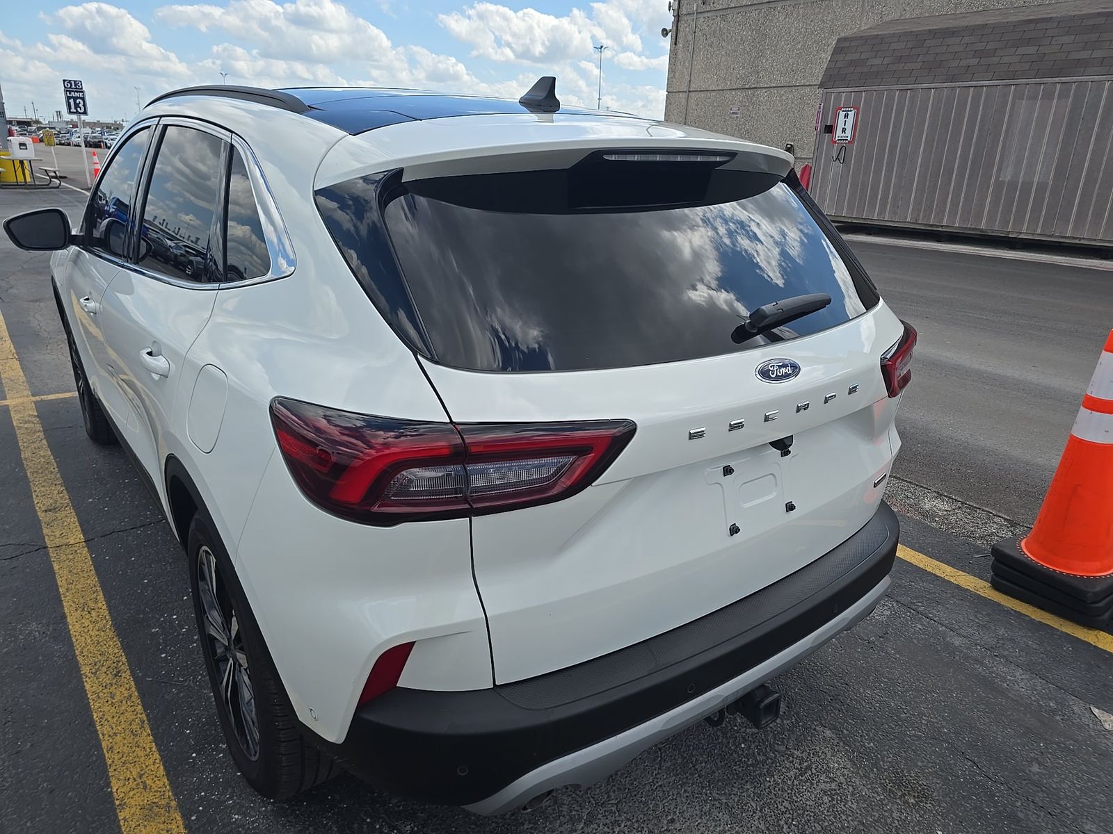 FORD ESCAPE - 7