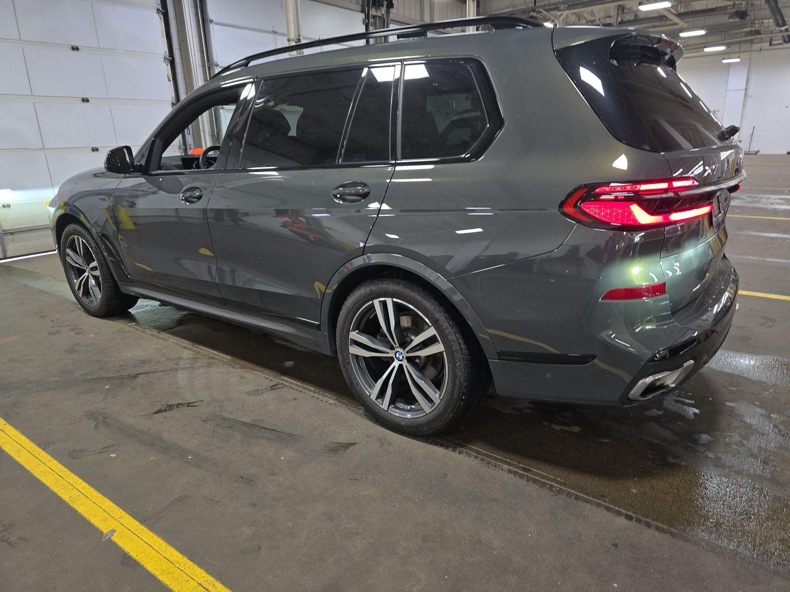 2026 BMW X7 xDrive40i AWD