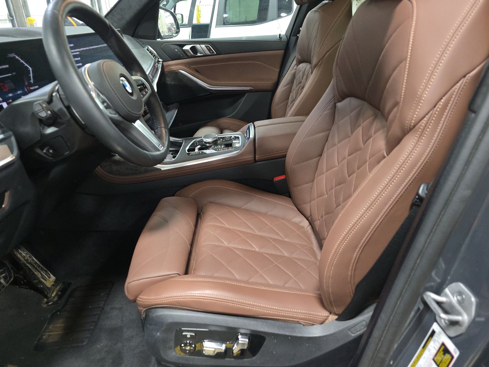 2026 BMW X7 xDrive40i AWD