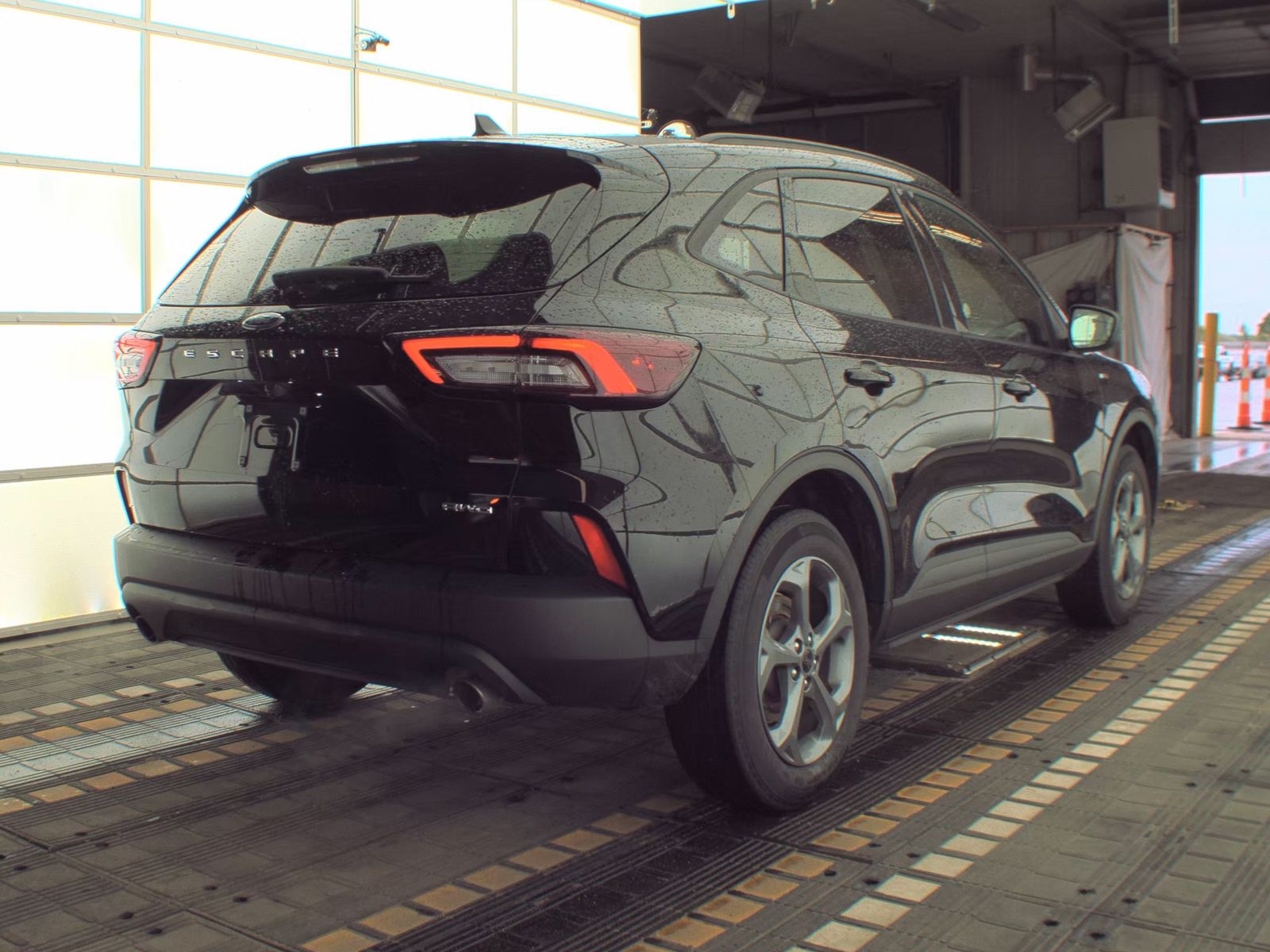 FORD ESCAPE - 5