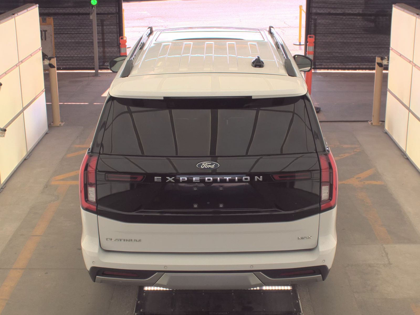 FORD EXPEDITION MAX - 7