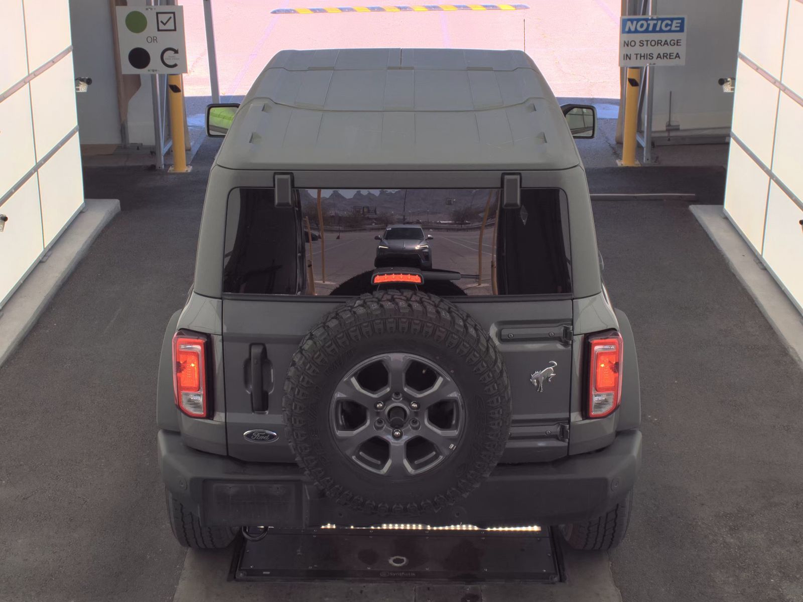 FORD BRONCO - 6