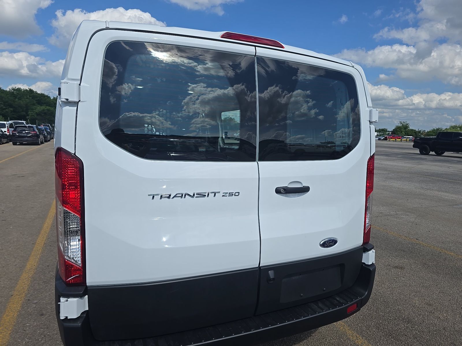 FORD TRANSIT 250 - 6
