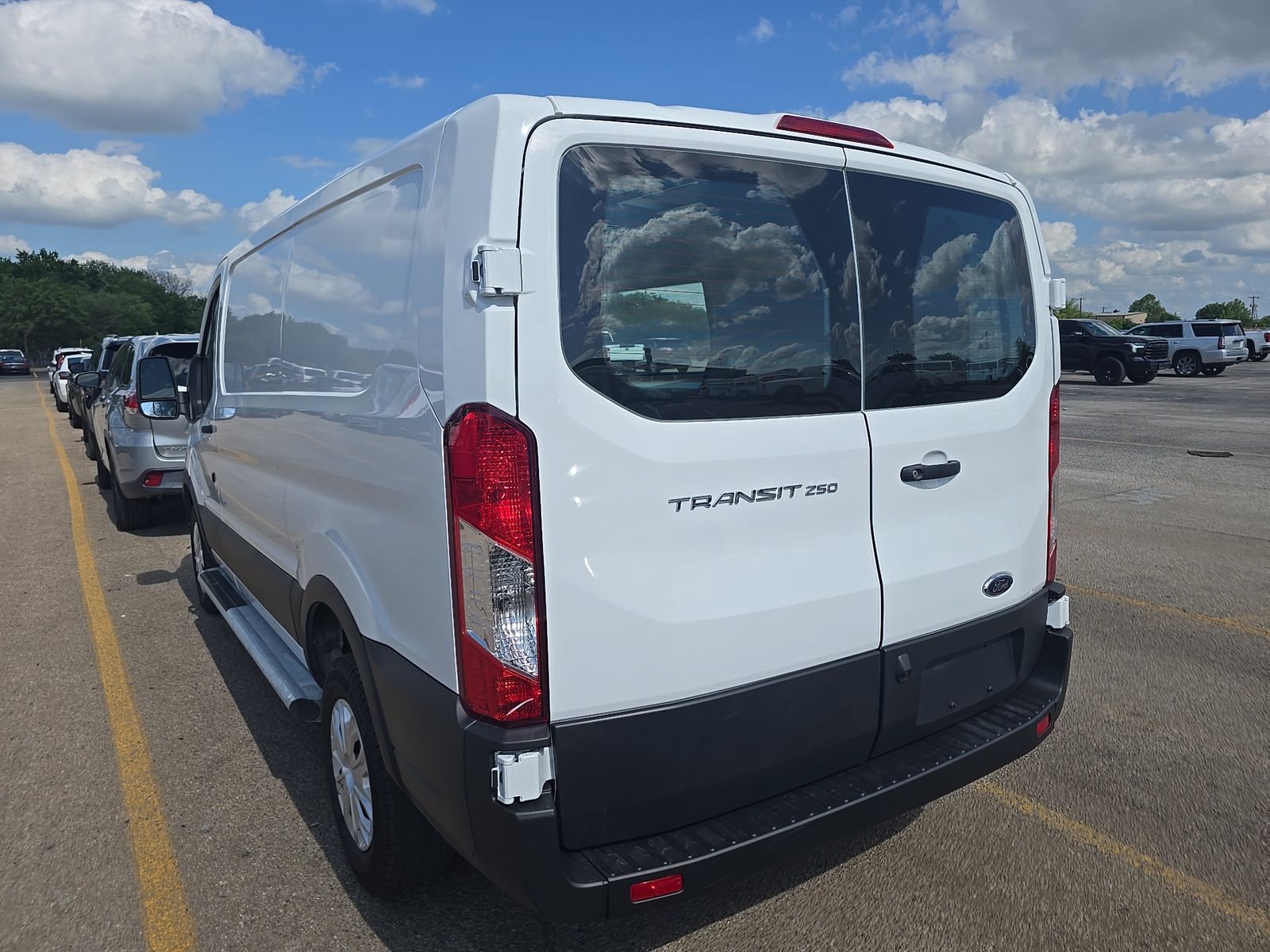 FORD TRANSIT 250 - 7