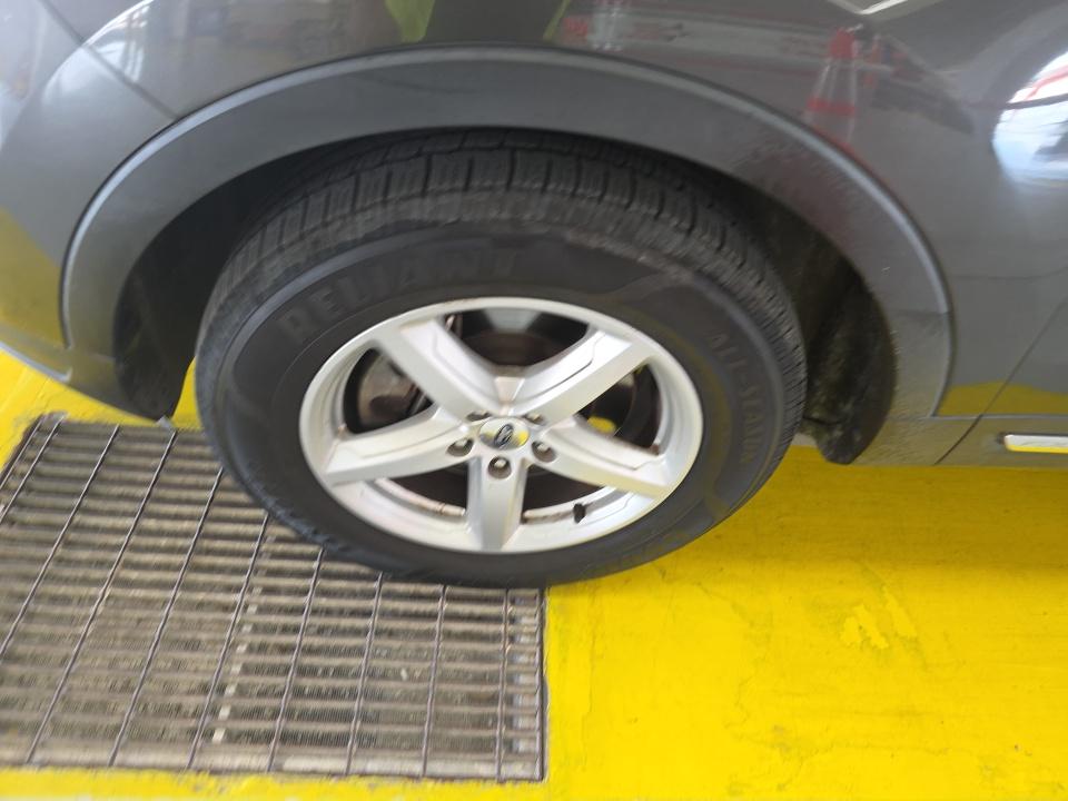 FORD EXPLORER - 9