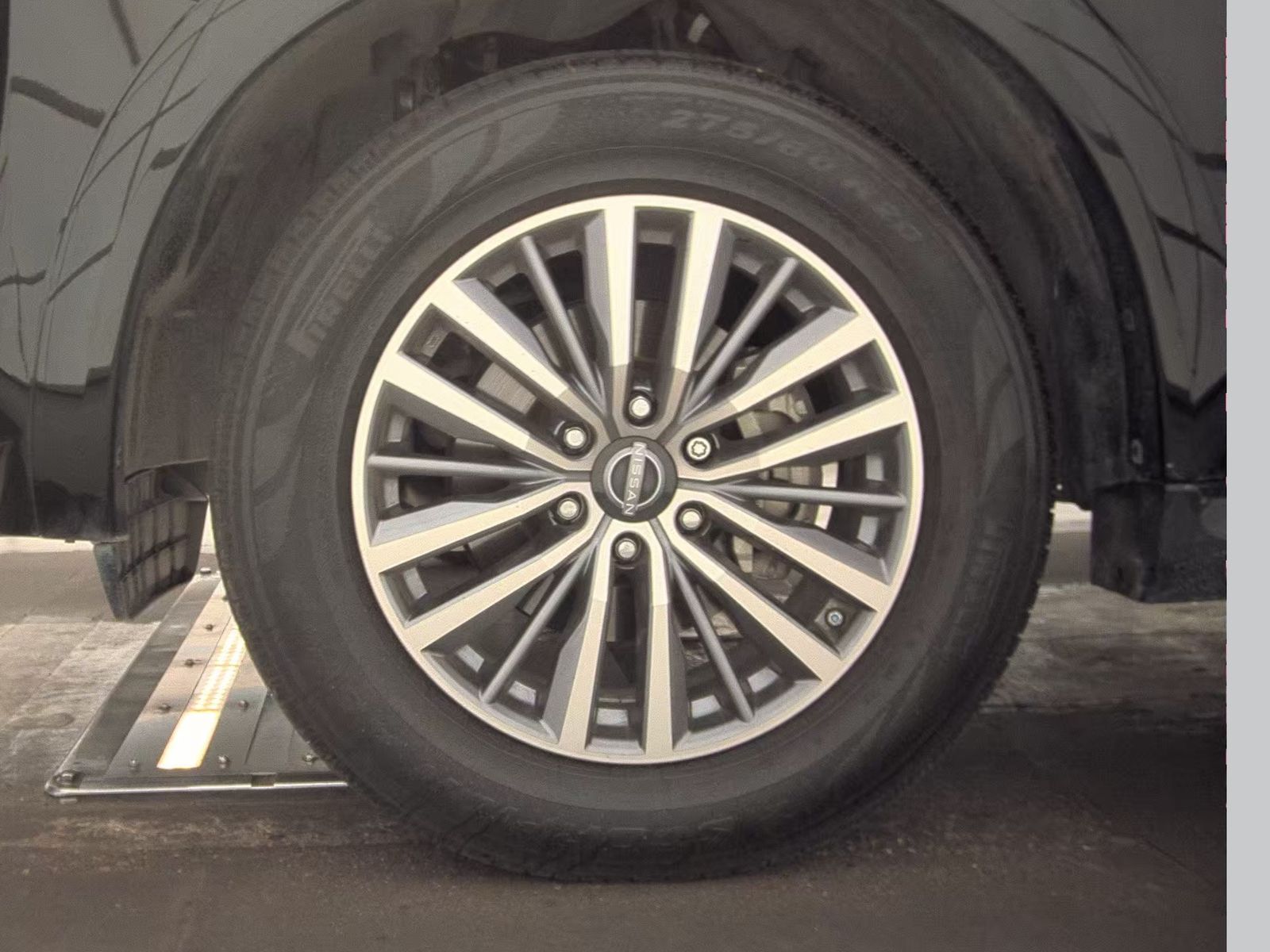 NISSAN ARMADA - 10