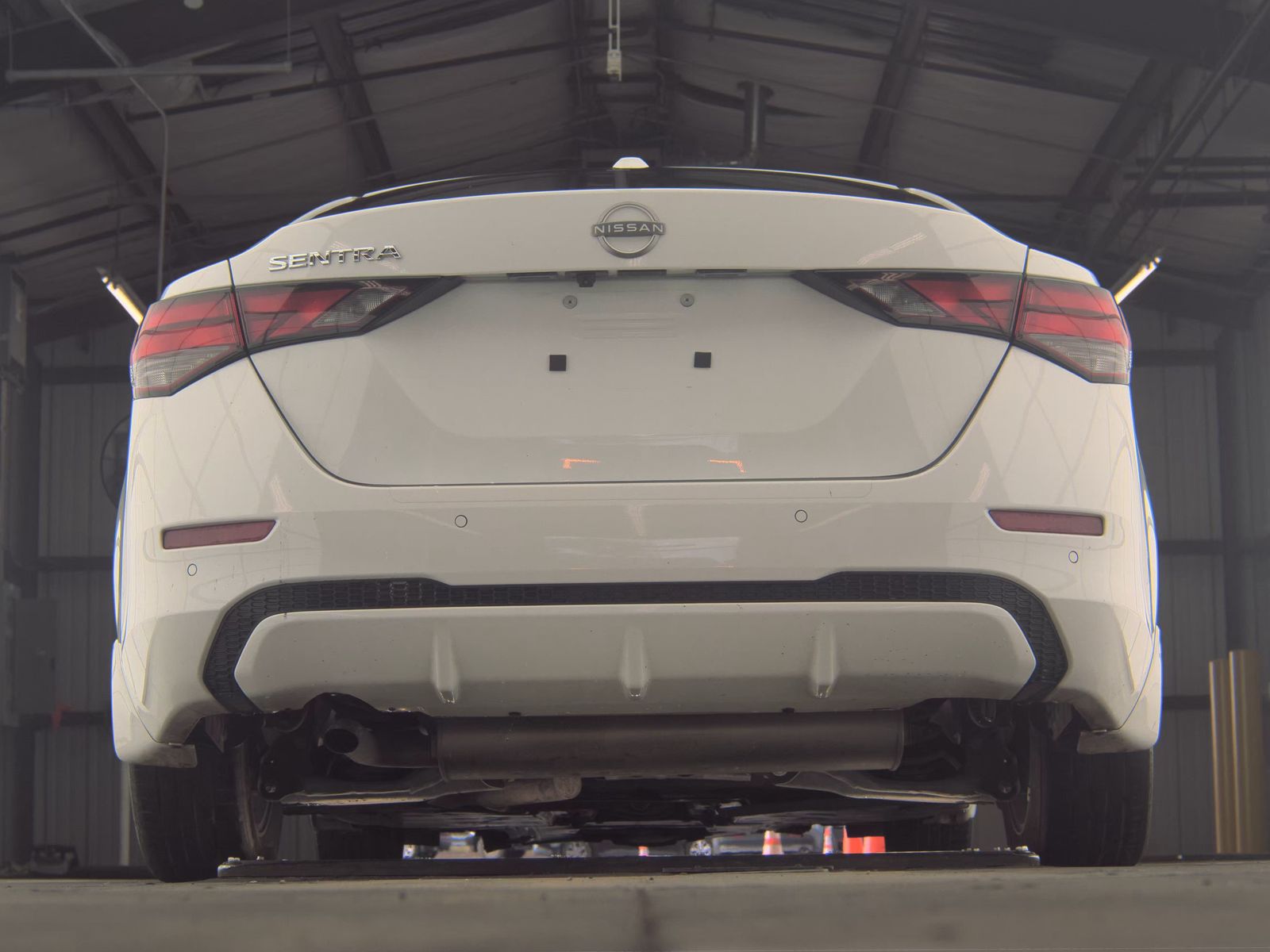 NISSAN SENTRA - 8
